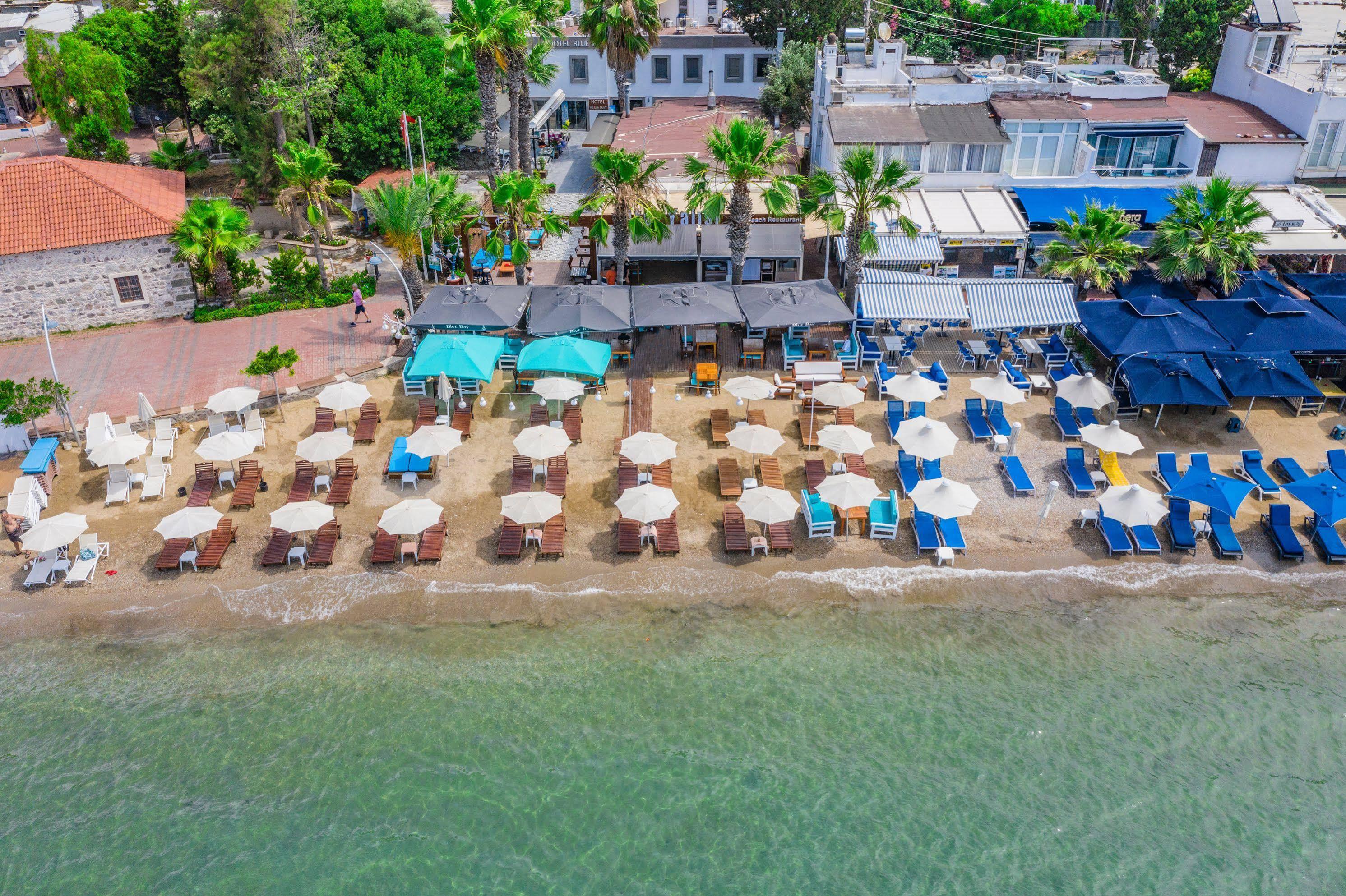 Blue Bay Beach Hotel (Adults Only) Битез Екстериор снимка
