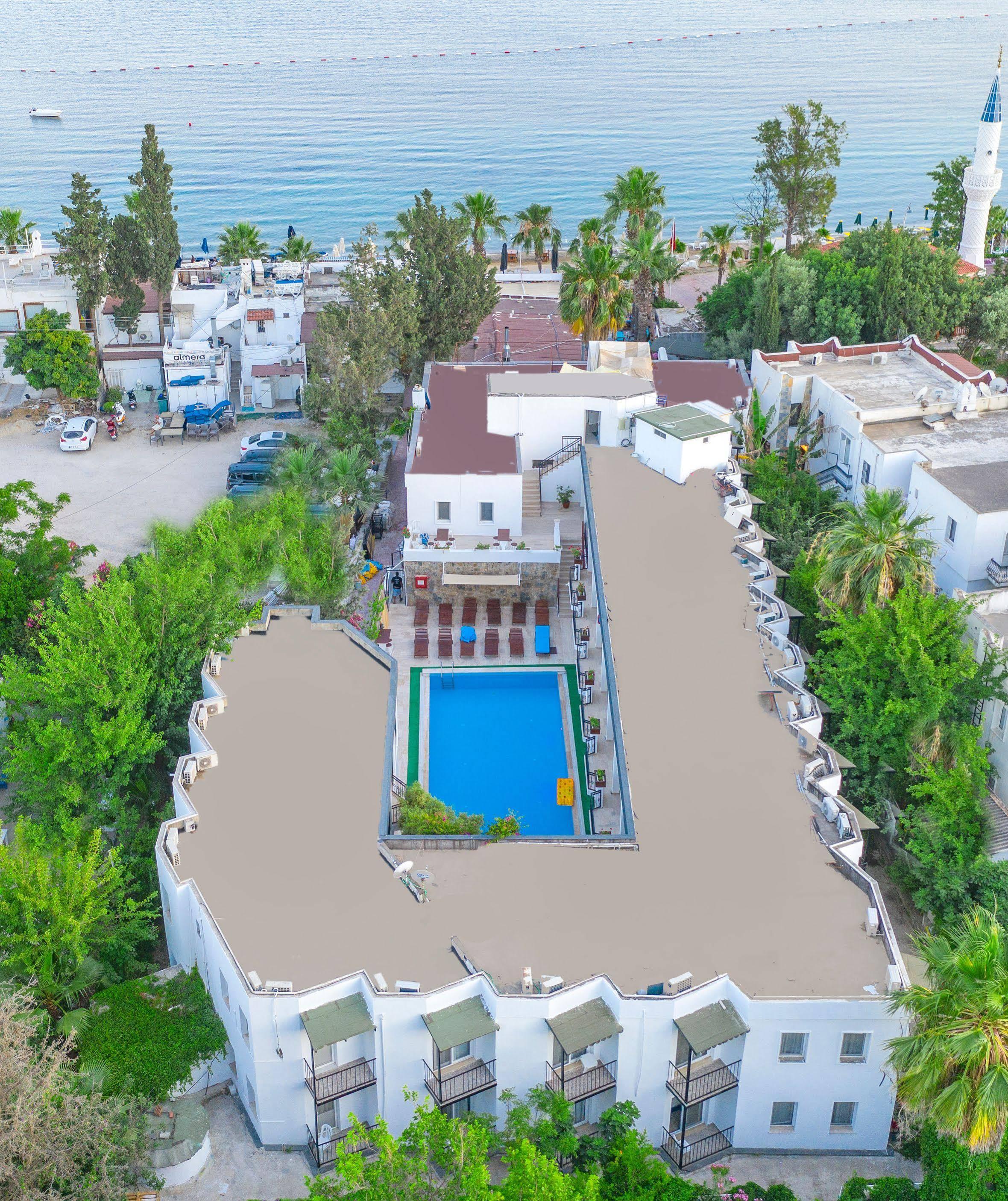 Blue Bay Beach Hotel (Adults Only) Битез Екстериор снимка