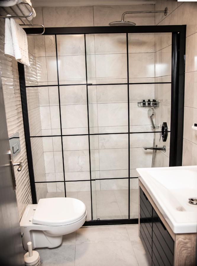 Blue Bay Beach Hotel (Adults Only) Битез Екстериор снимка